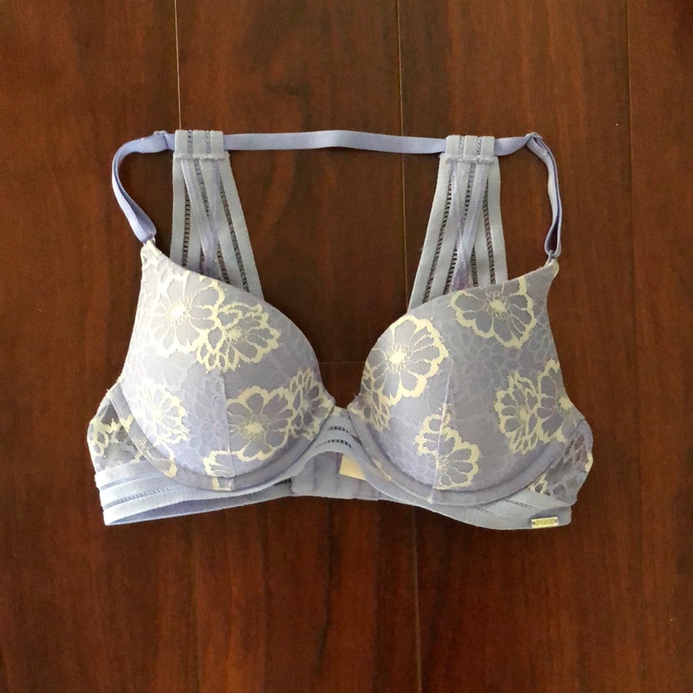 Victoria’s Secret PINK bra